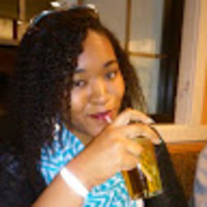 Meet your Posher, Iesha